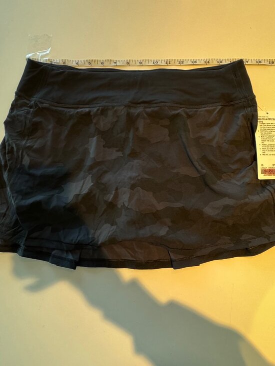 NWT lululemon Pace Rival MR Skirt Long Black Camo (Size 10) - Picture 1 of 5